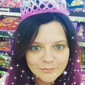 Meet your Posher, Cara